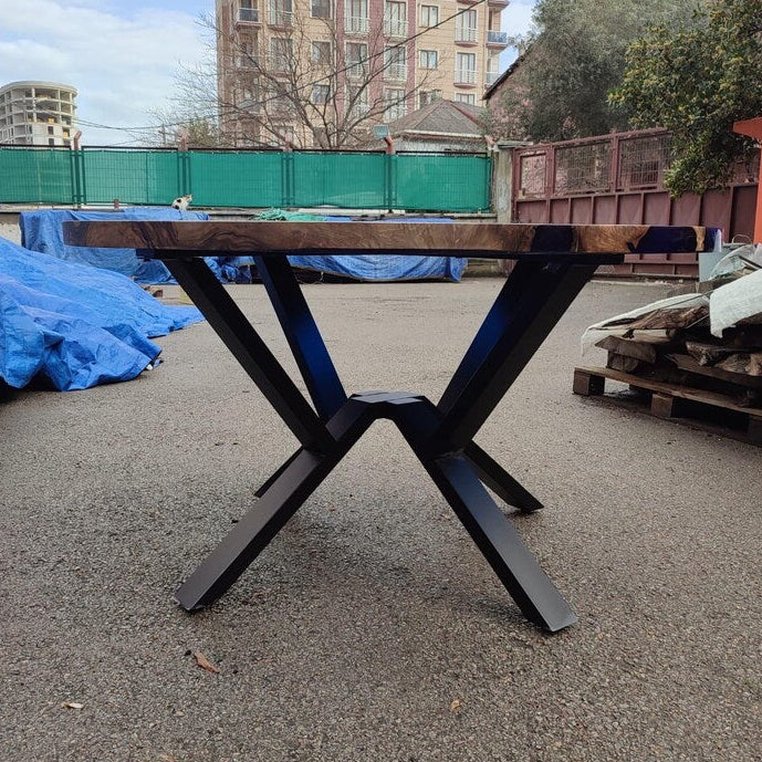 Sapphire Burl Round Dining Table